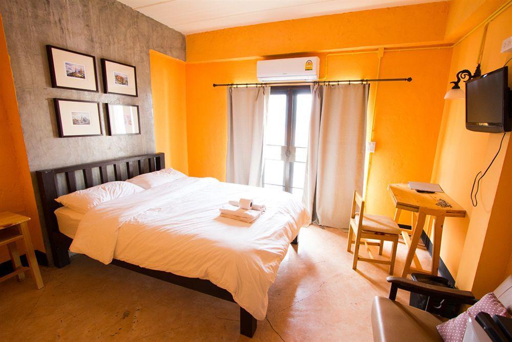 Isleep Guesthouse Chiang Mai Buitenkant foto