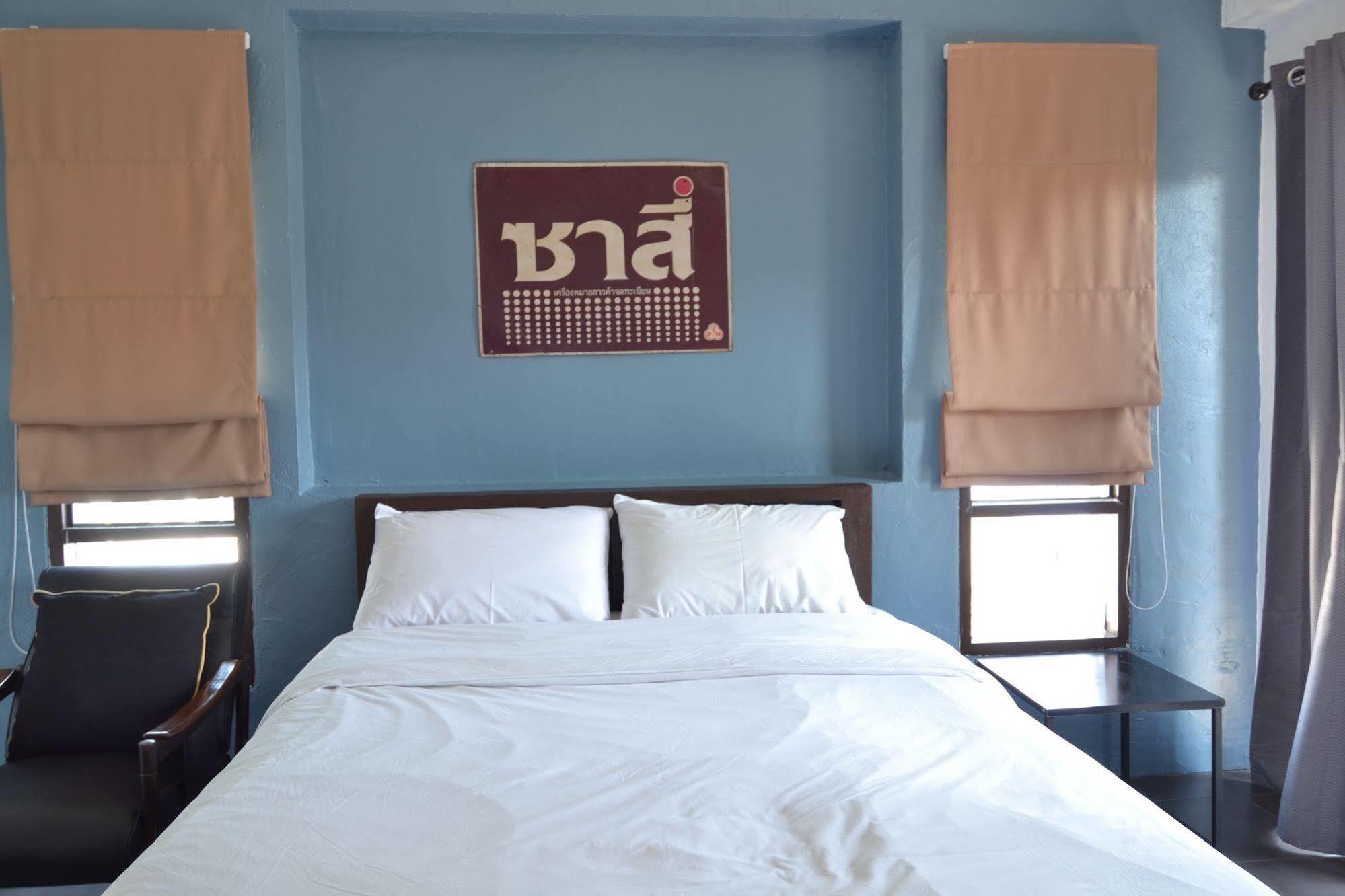 Isleep Guesthouse Chiang Mai Buitenkant foto