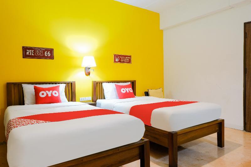 Isleep Guesthouse Chiang Mai Buitenkant foto